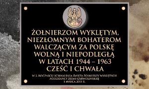 Gdzie powinna wisieć tablica upamiętniająca Wyklętych?