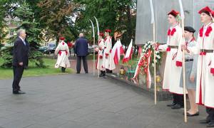 Maciejowice: odsłonięcie tablicy upamiętniającej Lecha Kaczyńskiego 