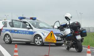 Wypadek na serwisówce obwodnicy: 5 osób w szpitalu