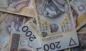 Blisko 1,5 mln zł niedoboru: Avon, śmieci, subwencja 