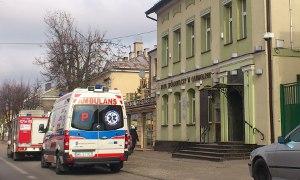 Nie było wolnej karetki, 84-latkowi pomogli strażacy 