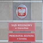 Trzy osoby zatrzymane i zarzut w związku ze śmiercią na Stacyjnej
