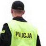 Przebrani za policjantów ukradli pieniądze i wódkę 