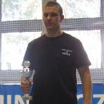 Michał Kowalski z pucharem The Pride of MMA Cup