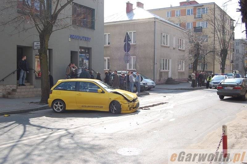 Kolejna kolizja na Długiej