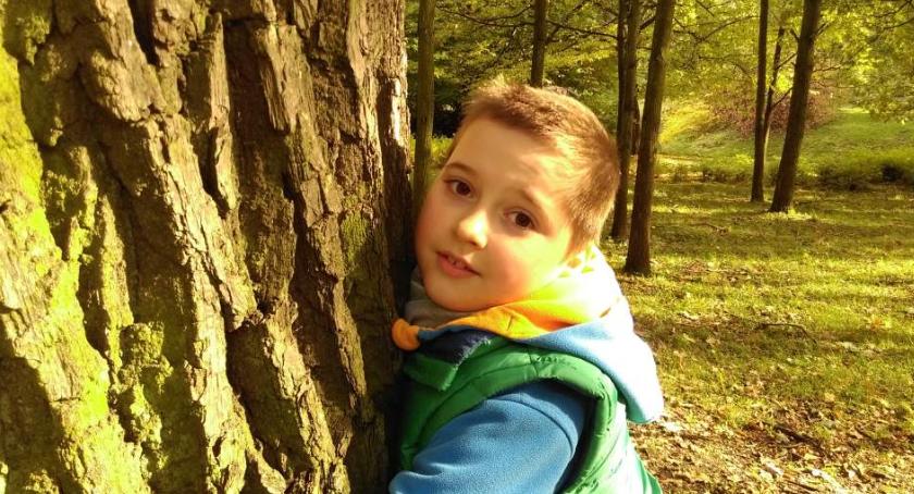  9-letni Karol pilnie potrzebuje przeszczepienia szpiku. Zarejestruj się w bazie DKMS!