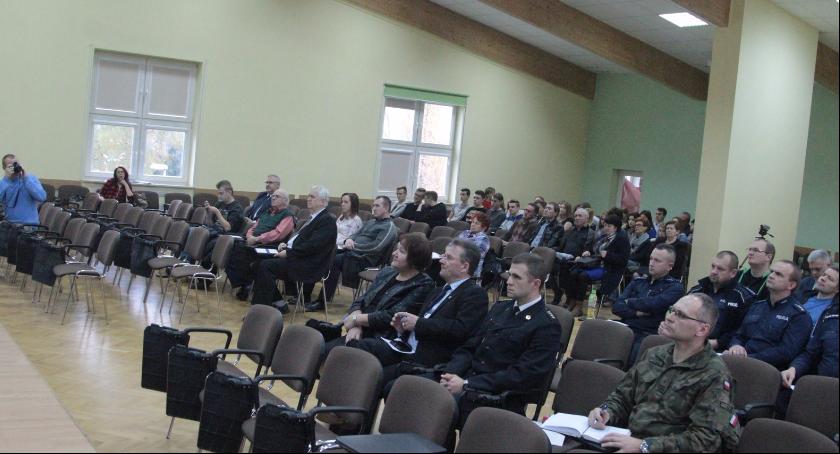 Debatowali o bezpieczeństwie w powiecie. Problemów jest mniej?