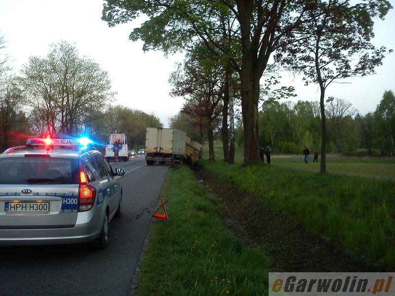 Gm. Górzno: Ciężarówka zjechała do rowu
