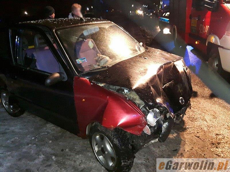 Wypadek w Lipówkach: kierująca fiatem w szpitalu