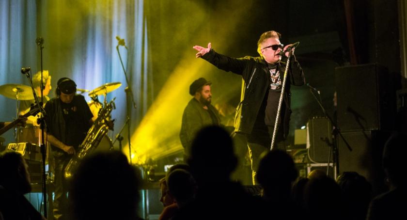 Koncert T.LOVE w Garwolinie. Sala pękała w szwach!