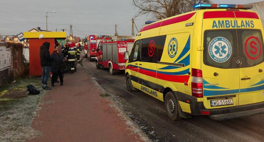Wypadek w Lipówkach: Potrąciła pieszego, uderzyła w ogrodzenie