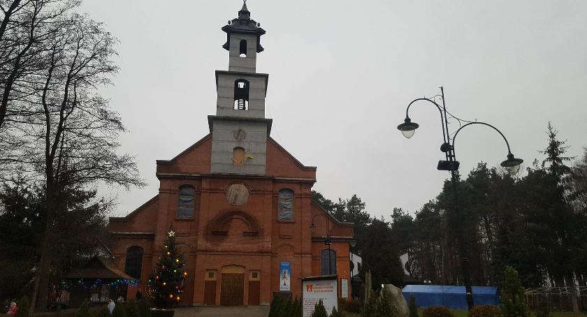 Żywa i ruchoma szopka w Górkach – zachwyca małych i dużych (Video) 