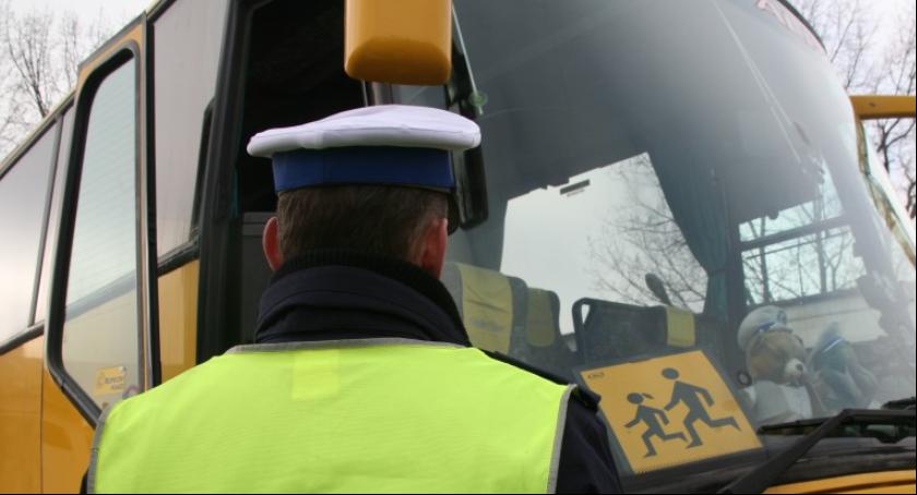Ferie 2018 – Policyjne kontrole autokarów w Garwolinie