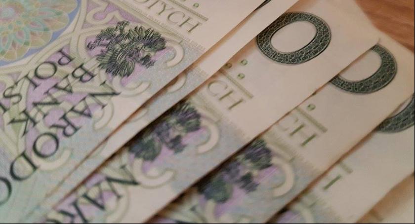 Ponad 1,3 mln zł z województwa na przebudowę drogi w Parysowie
