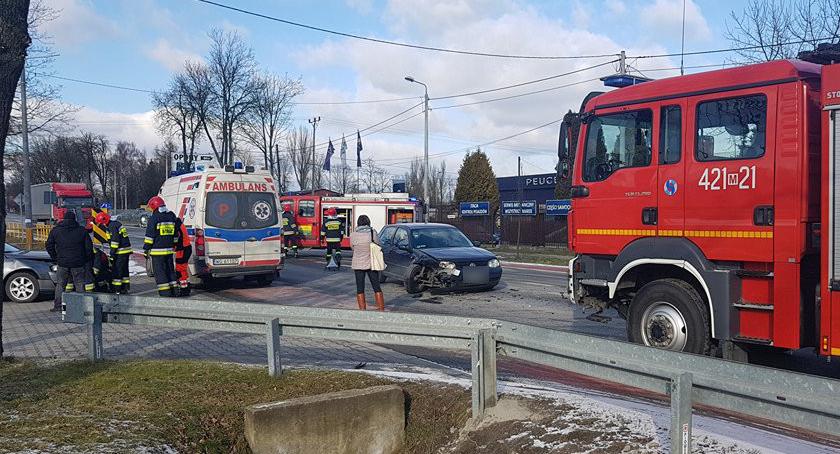 Garwolin – zderzenie samochodów przy Tesco