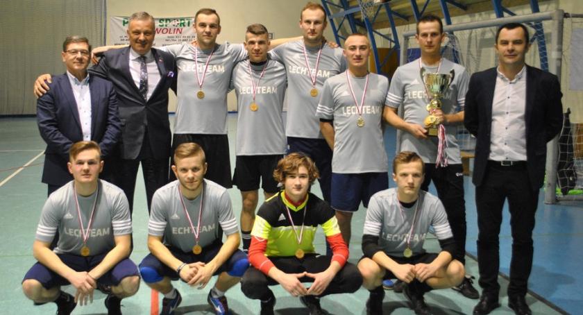 Błażej mistrzem, Lech Team z Pucharem Ligi