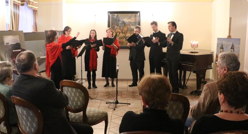 Sonus Nobilis na dworskiej scenie w Miętnem 