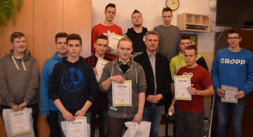Jeden z dziesięciu - Kacper Kęsik najlepszy w Scrabble