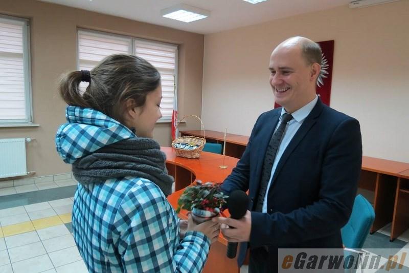Gimnazjaliści od podszewki poznali urząd gminy i funkcjonowanie samorządu