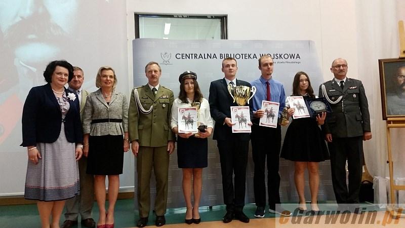 Zwyciężając ogólnopolski konkurs uczciły rocznicę urodzin patrona szkoły