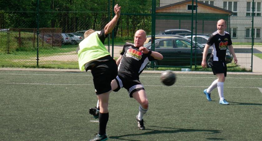 Selmar i Absolwent odskakują reszcie stawki