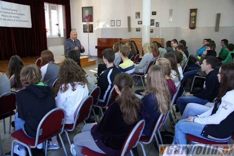 Policja profilaktycznie dla KLO