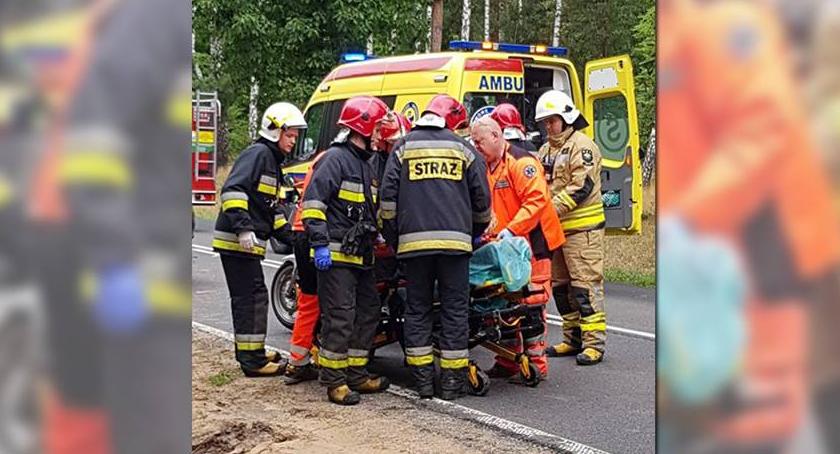 Wypadek na DK76 - zderzenie 2 osobówek i ciężarówki - trzy osoby w szpitalu