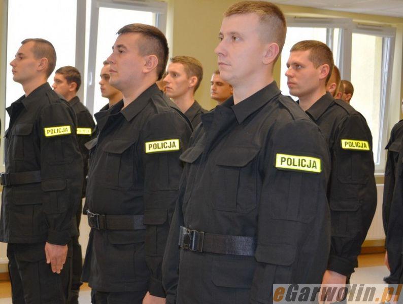Nowi policjanci w garnizonie mazowieckim złożyli ślubowanie