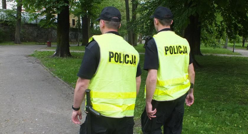 Bezpieczny skwer w Maciejowicach bez alkoholu