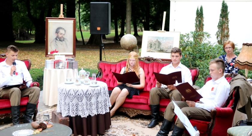 Przedwiośnie w Miętnem w plenerze
