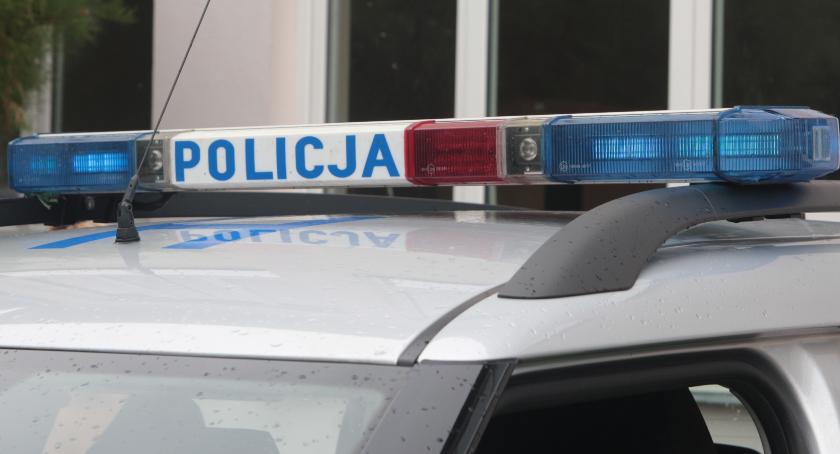 Sąsiadka znalazła zwłoki mężczyzny