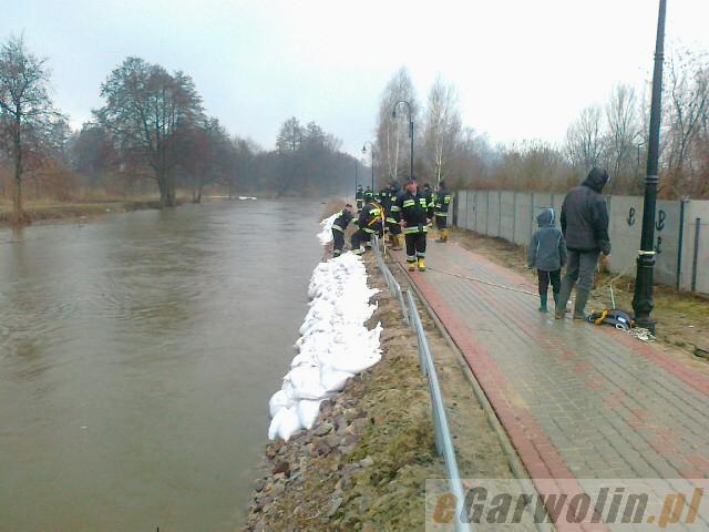 Wprowadzono alarm powodziowy w Garwolinie