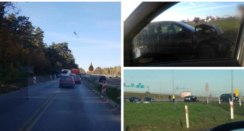 Wypadek śmiertelny na DK 17 i zderzenie na węźle Stacyjna – są utrudnienia!