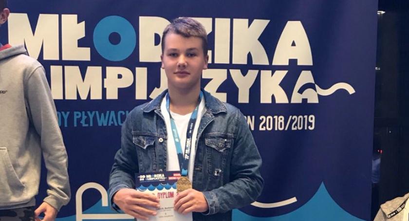 Brąz Bartka Lakusa na rozpoczęcie sezonu pływackiego 