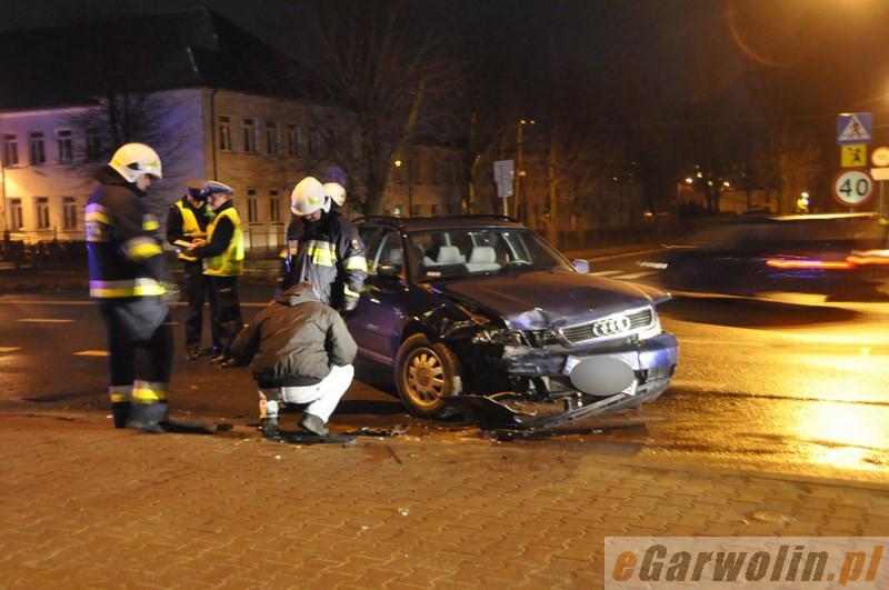 Wypadek w Trąbkach: dwie osoby w szpitalu