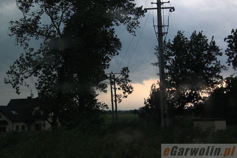 Gałęzie zrywały linie energetyczne