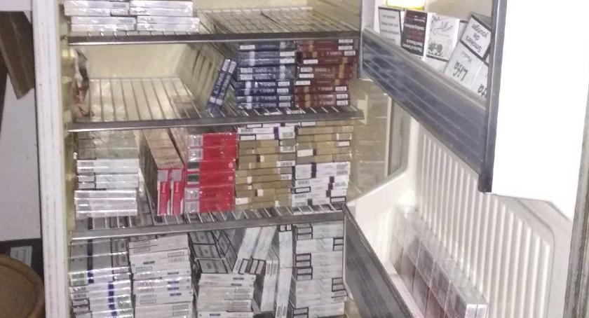 Zabezpieczyli blisko 5000 paczek nielegalnych papierosów