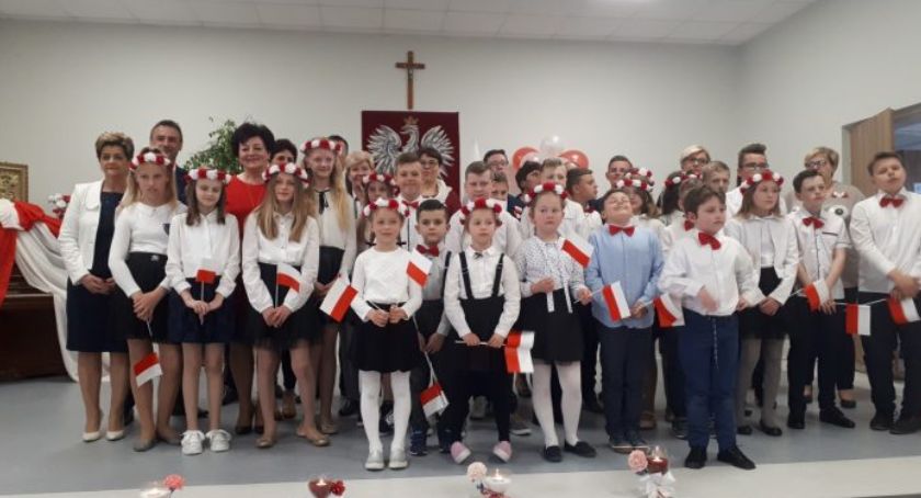 W Parysowie uczcili rocznicę uchwalenia konstytucji