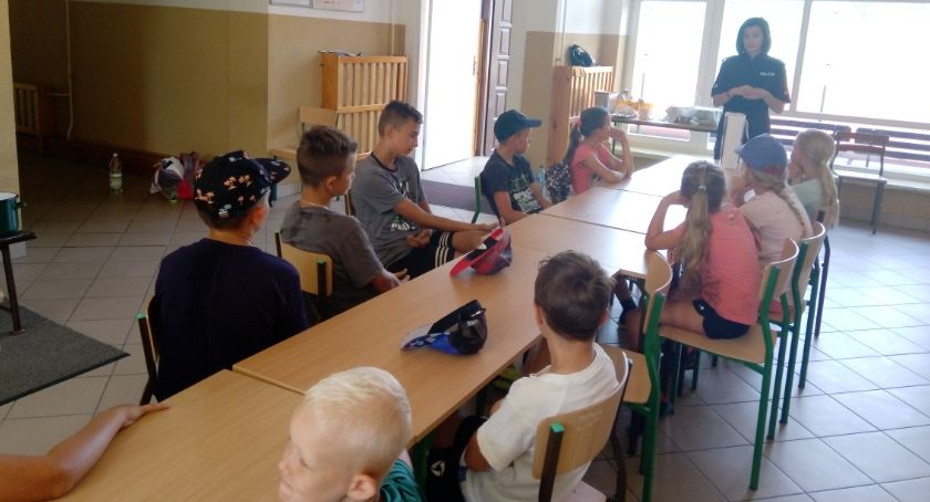 Nieletni zażywają dopalacze i piją alkohol – Edukacja młodzieży przeciw uzależnieniom