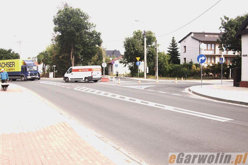 Zmiany na skrzyżowaniu Cmentarnej i Jana Pawła II. Zdania kierowców podzielone