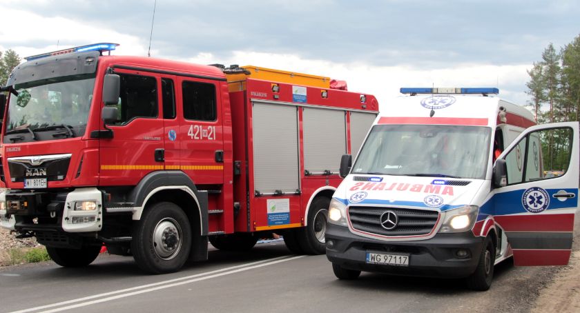 Zderzyły się 4 samochody – Wypadek na DW801 – W szpitalu dziecko