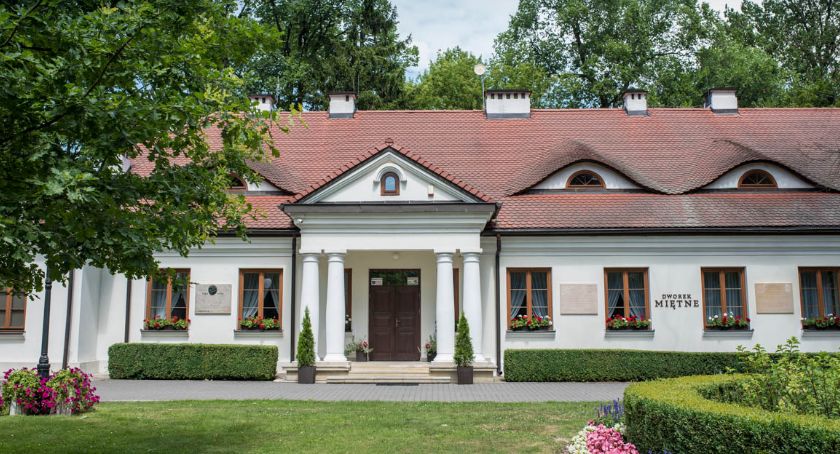 Narodowe Czytanie 2019 w Dworku w Miętnem