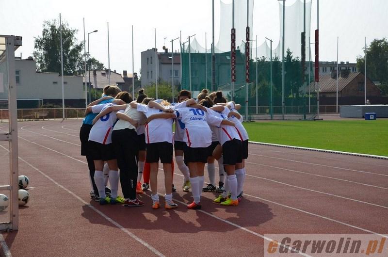 Zwycięska passa piłkarek nadal trwa 
