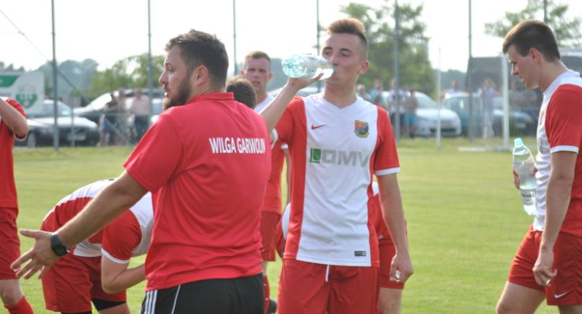 Dzisiaj Wilga gra z Raszynem – Ile będzie?