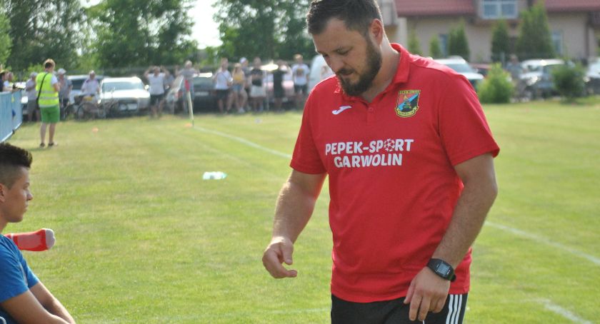 Zobacz wyniki i tabelę po 7. kolejce IV ligi