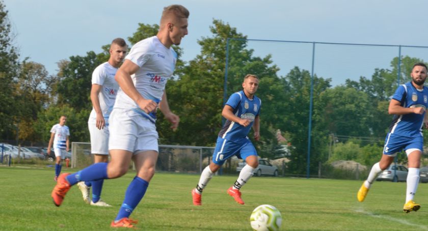 Jak typuje mecze od IV do Klasy B Piotr Szostak, napastnik Hutnika Huta Czechy?
