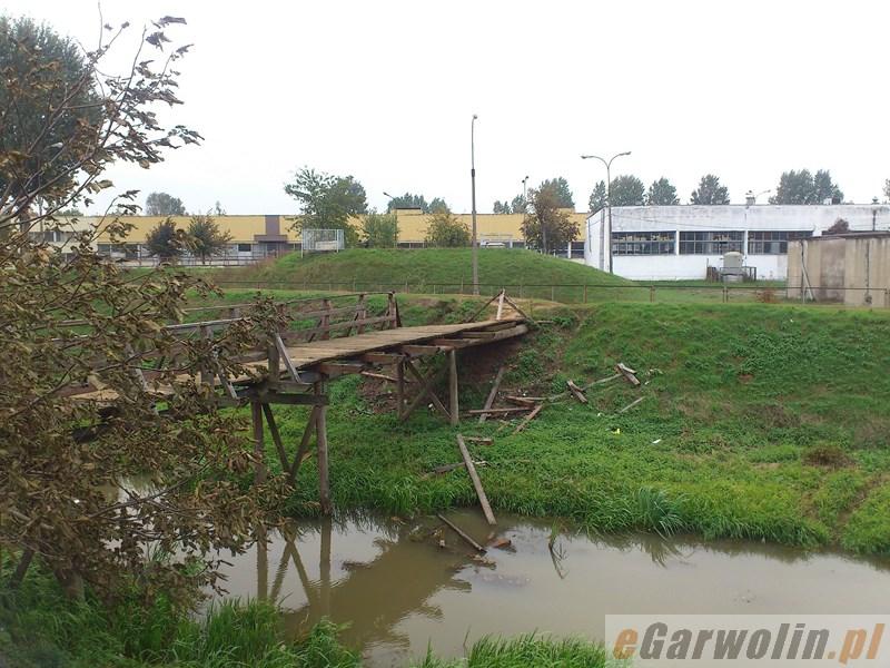 Garwolin: Wandale zniszczyli, miasto naprawi