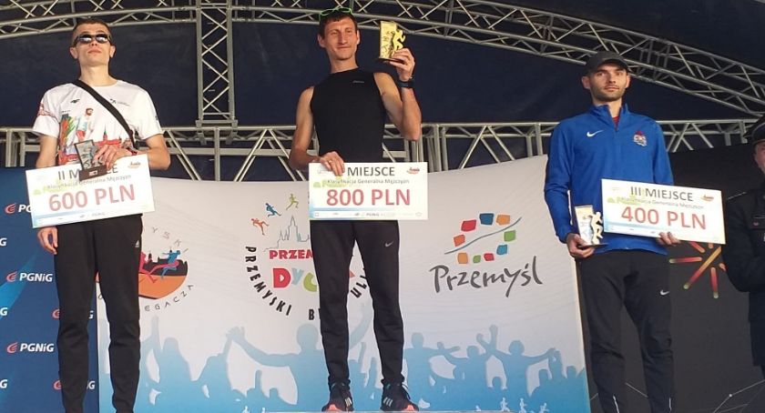 Brąz i 400 zł Łukasza Świesiulskiego