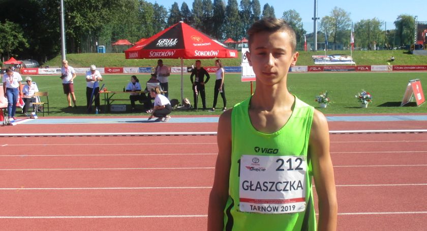 Głaszczka w ścisłym finale