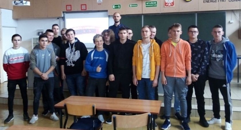 O dopalaczach w Miętnem – 13 spotkań z młodzieżą
